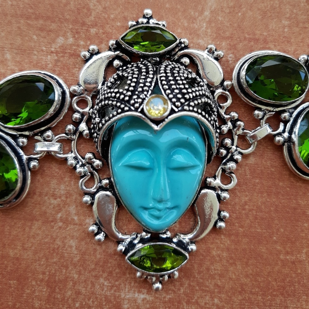 New Carved Goddess Face Peridot & Citrine 925 Silver Bracelet.